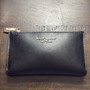 Kate Spade New York Medium Black ID Wallet w/ Pink Interior - EUC